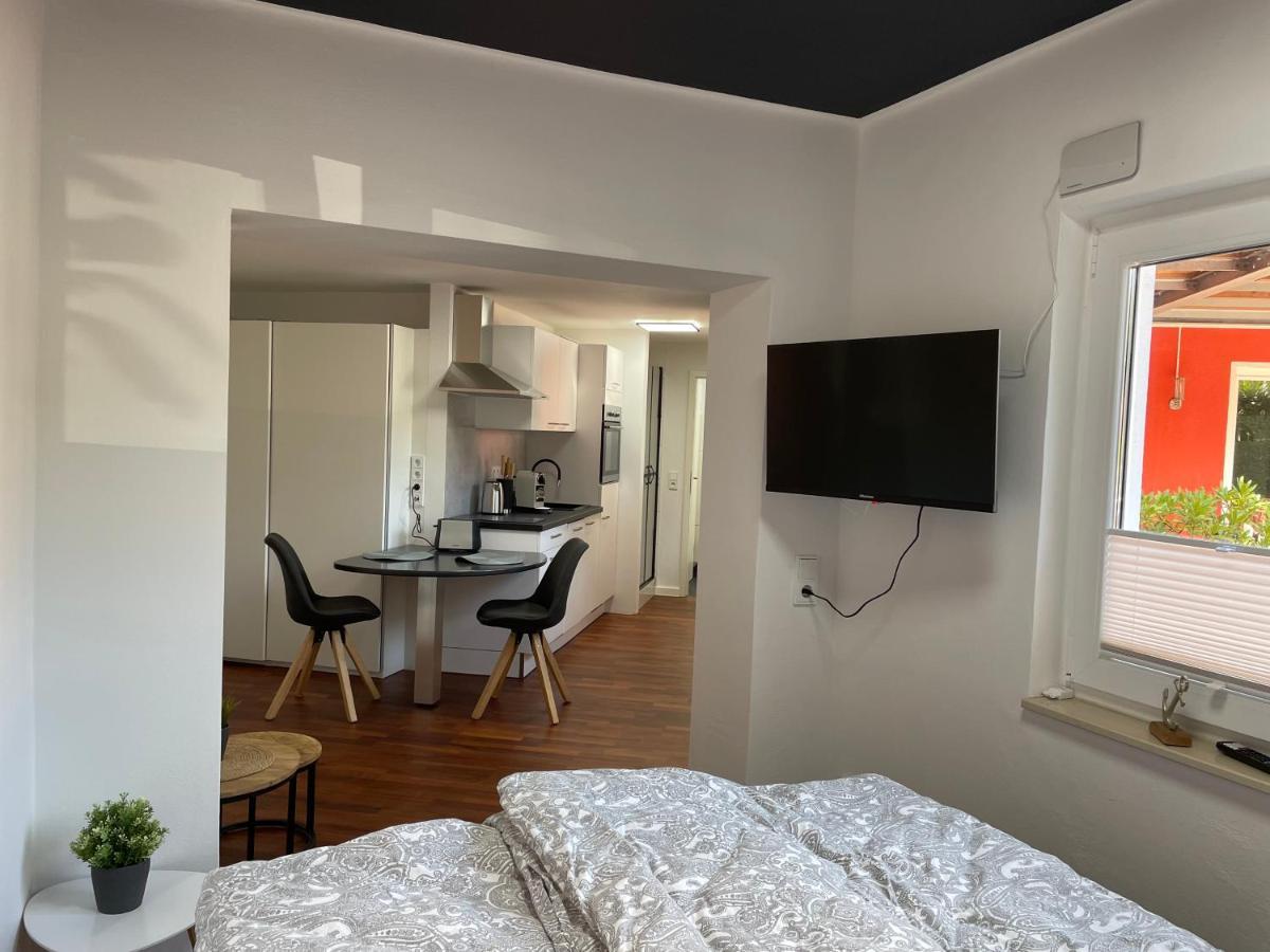 Studio Apartment *
